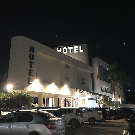 Ipe Hotel Curitiba - Aeroporto Экстерьер фото